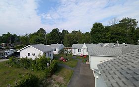 Oakwood Motel